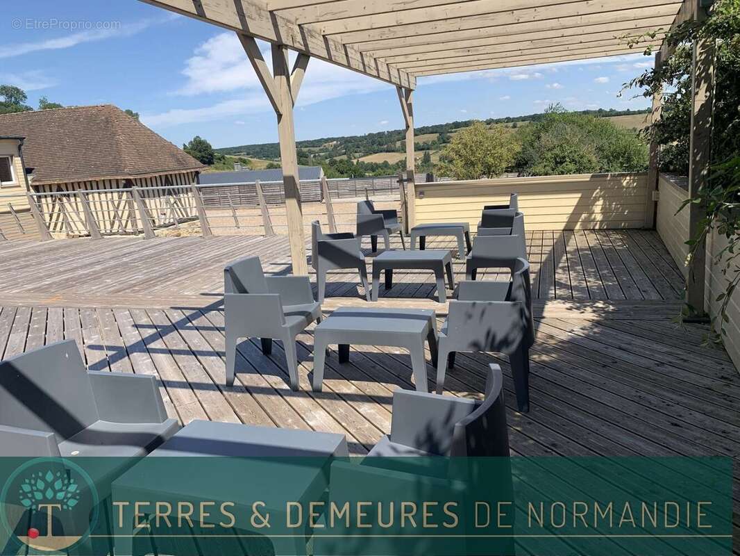 A VENDRE en NORMANDIE région de VIMOUTIERS (61120) un ensemble de bâtiments pour l'accueil d'événements : mariages, anniversaire - photo 20