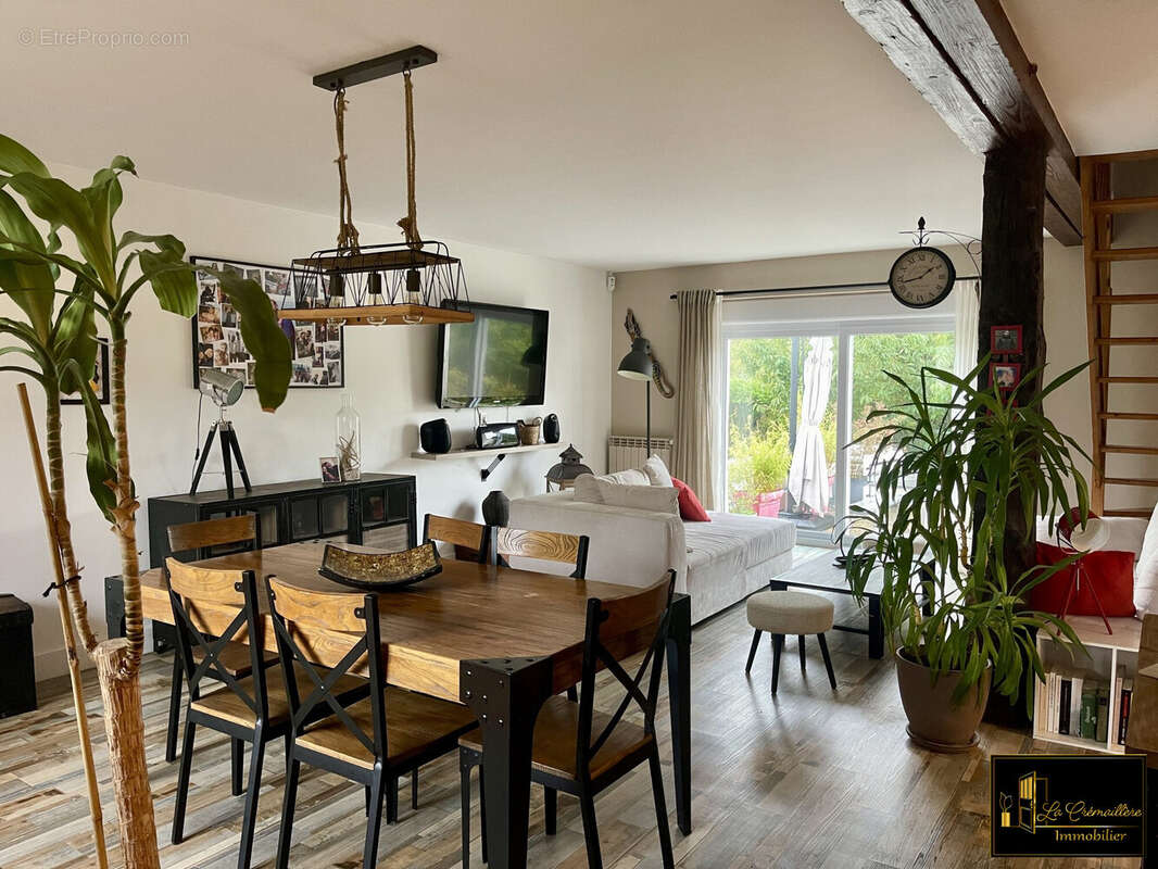 Maison à BOUTERVILLIERS