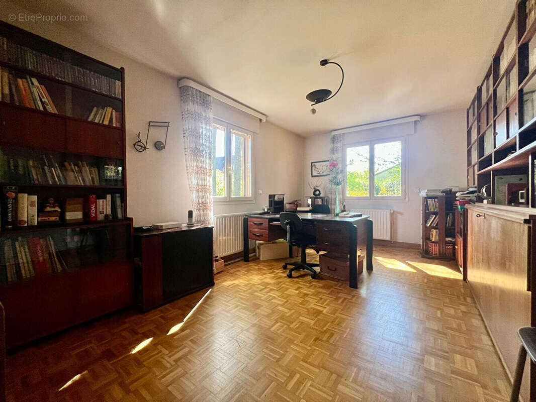 Maison à VILLEBON-SUR-YVETTE