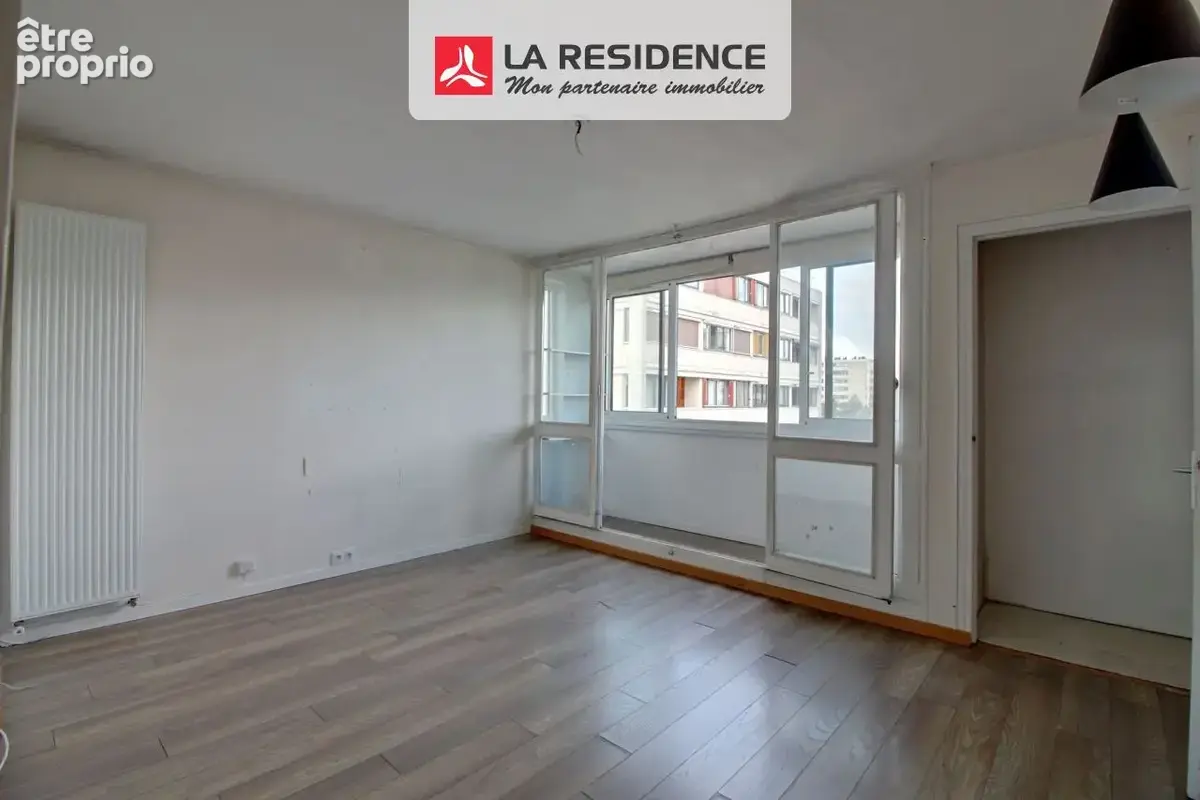 Appartement 2 pièces 42 m² à vendre à Poissy (78300) - photo 2