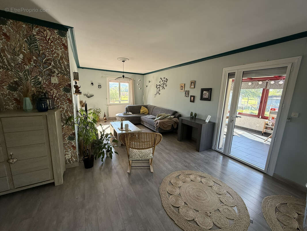 Appartement à HAUTERIVE