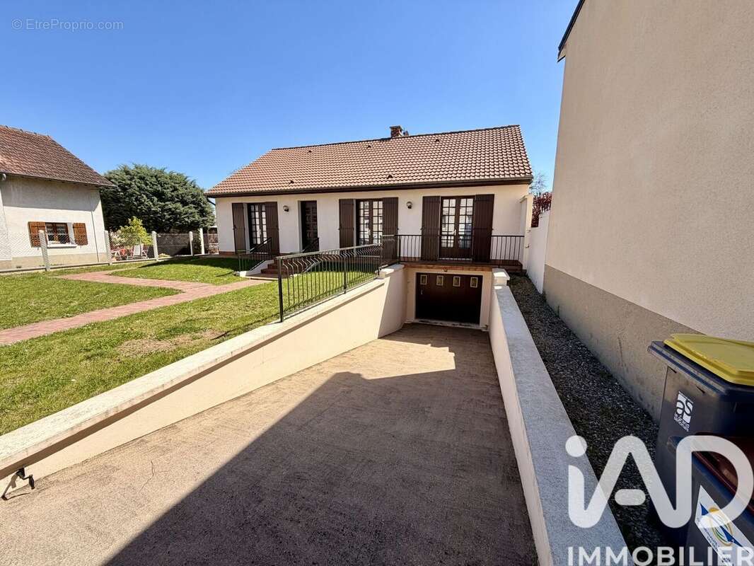 Photo 2 - Maison à SENS