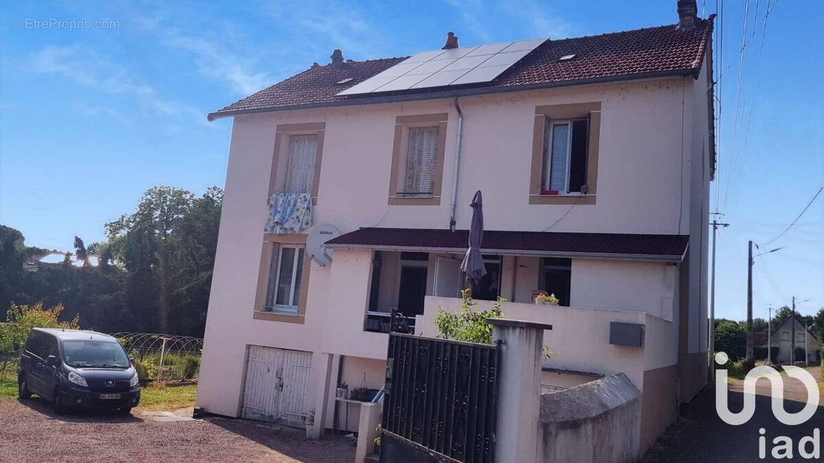 Photo 1 - Maison à AUTUN