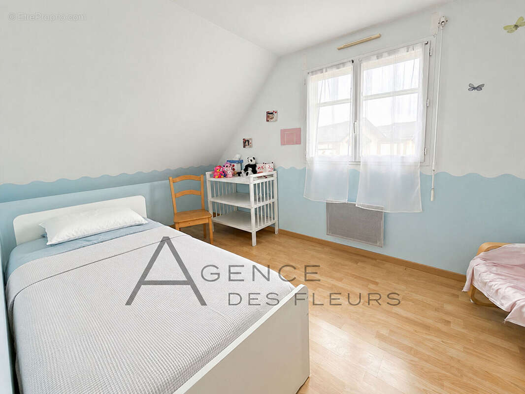 Maison à CLEON