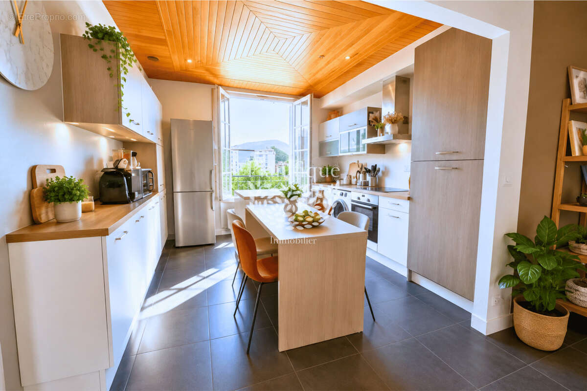 Appartement à VILLE-LA-GRAND