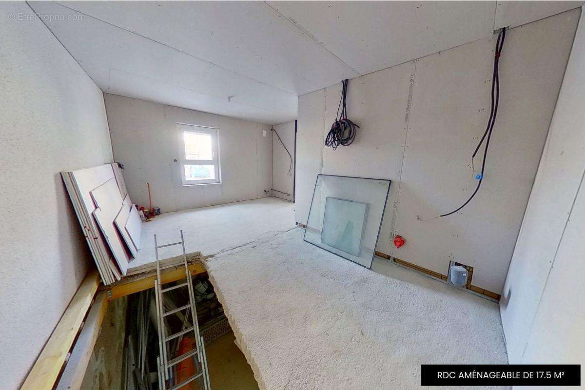 Commerce à VILLENEUVE-DE-LA-RAHO