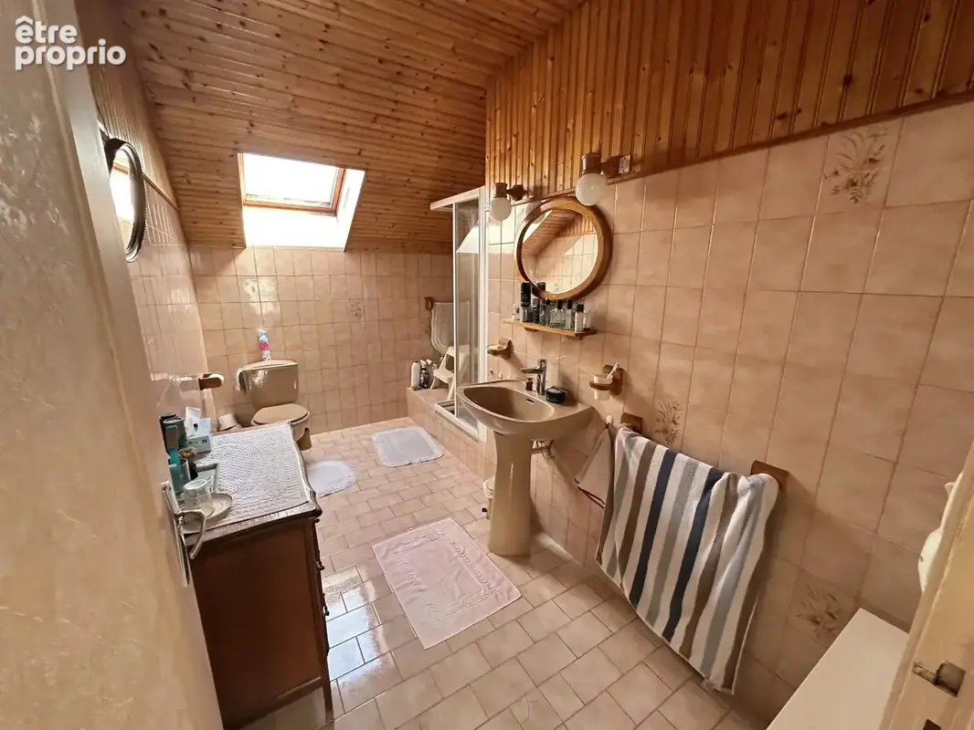 Pavillon 99m²,  3 chambres, dont 1 au  rez-de-chaussée, 2 salles de bain. - photo 14
