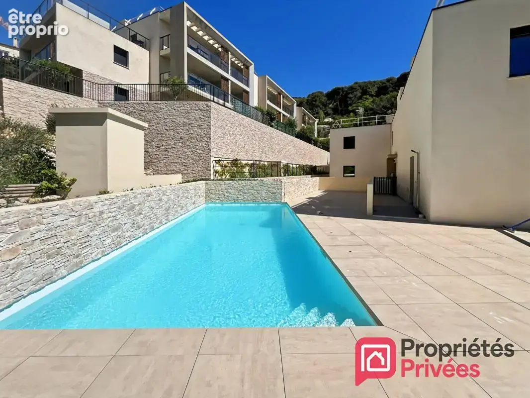 ÈZE VILLAGE : T4 avec jardin privatif, aperçu mer et garage - photo 14