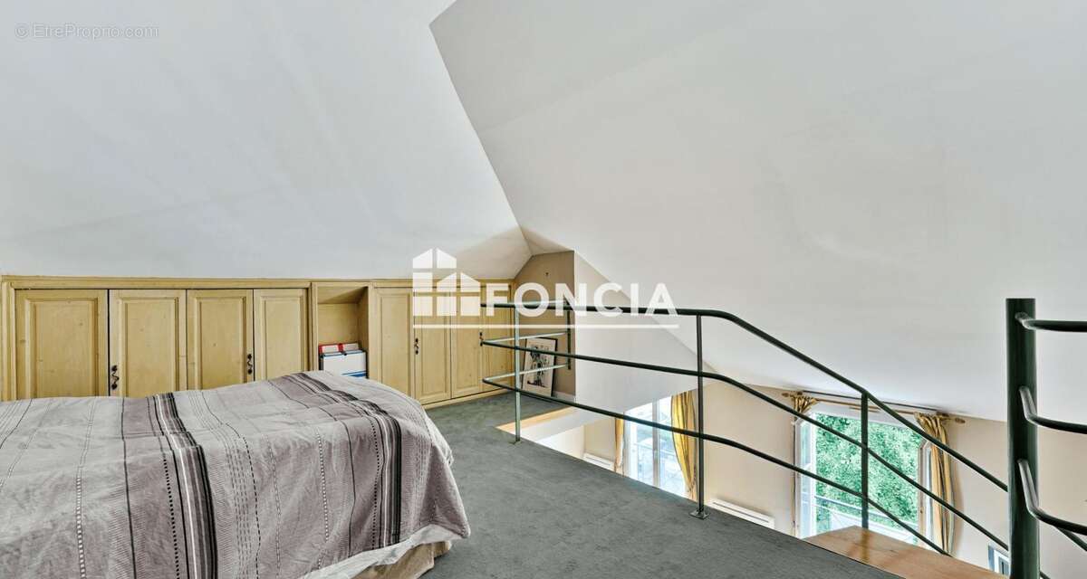 Appartement à LE PLESSIS-ROBINSON