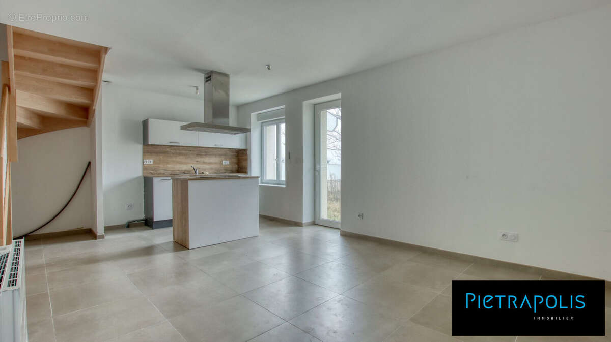 Appartement 81 m² à Agnin  - photo 5