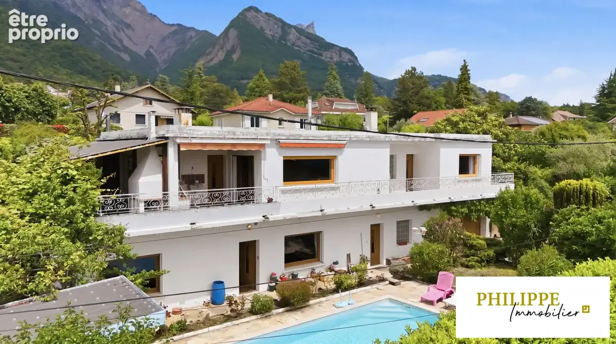 Maison 236 m² à Saint-Ismier  - photo 5
