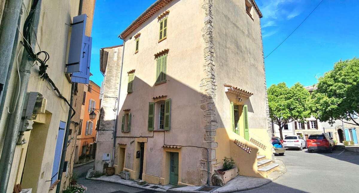 Maison à CLAVIERS