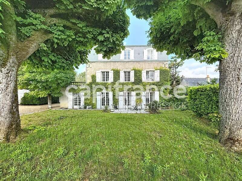 Maison à CHEILLE