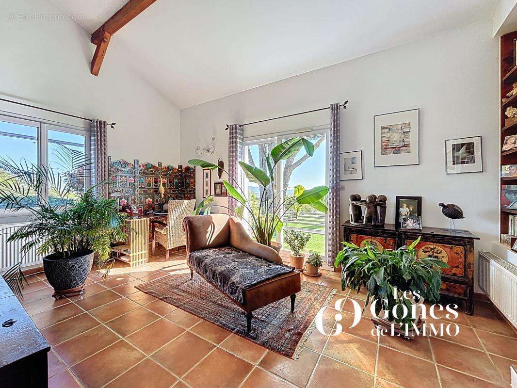 Maison à SAINTE-CONSORCE