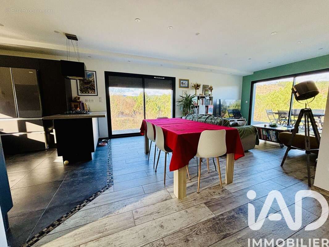 Photo 9 - Maison à MERCUER