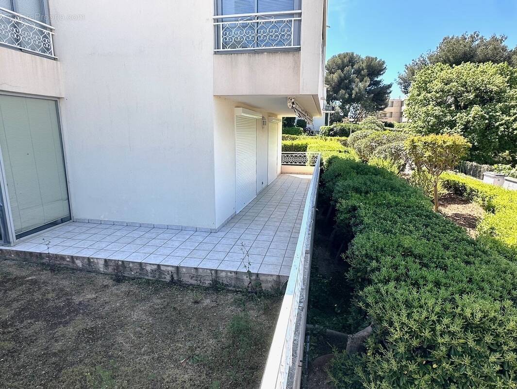 Appartement à SIX-FOURS-LES-PLAGES