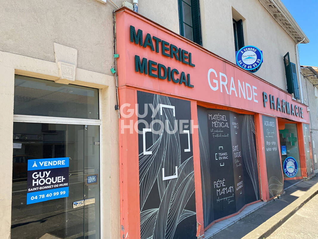 Appartement à SAINT-LAURENT-DE-MURE