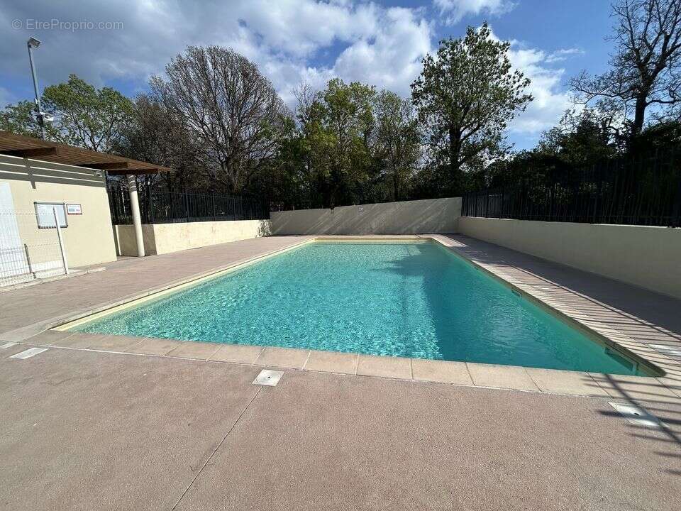 t3 - jardin - croix rouge - allauch - parking - piscine - 13013 - Appartement à MARSEILLE-13E