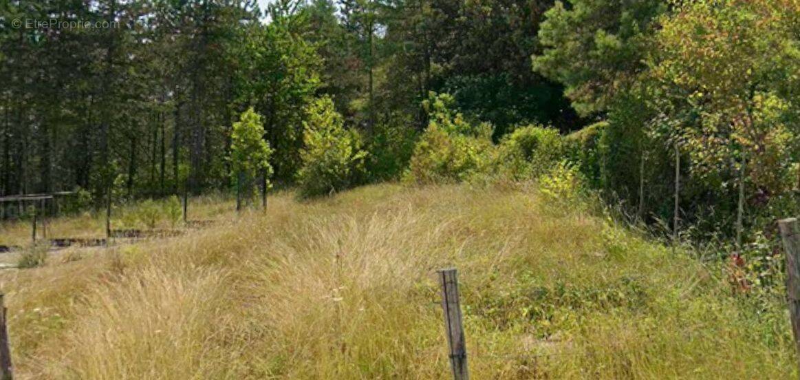 Terrain à PERIGUEUX