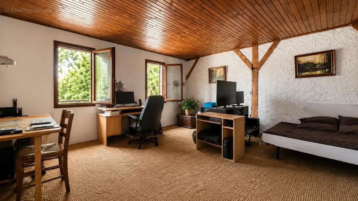 Maison de 6 pièces de 140 m² à Sore - photo 12