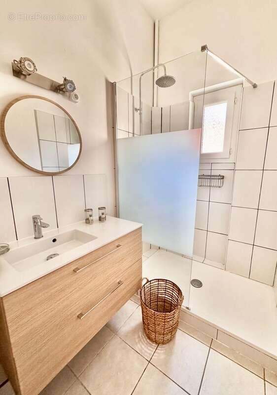 Appartement à vendre 2 pièces - À deux pas du Port de Bastia - photo 3