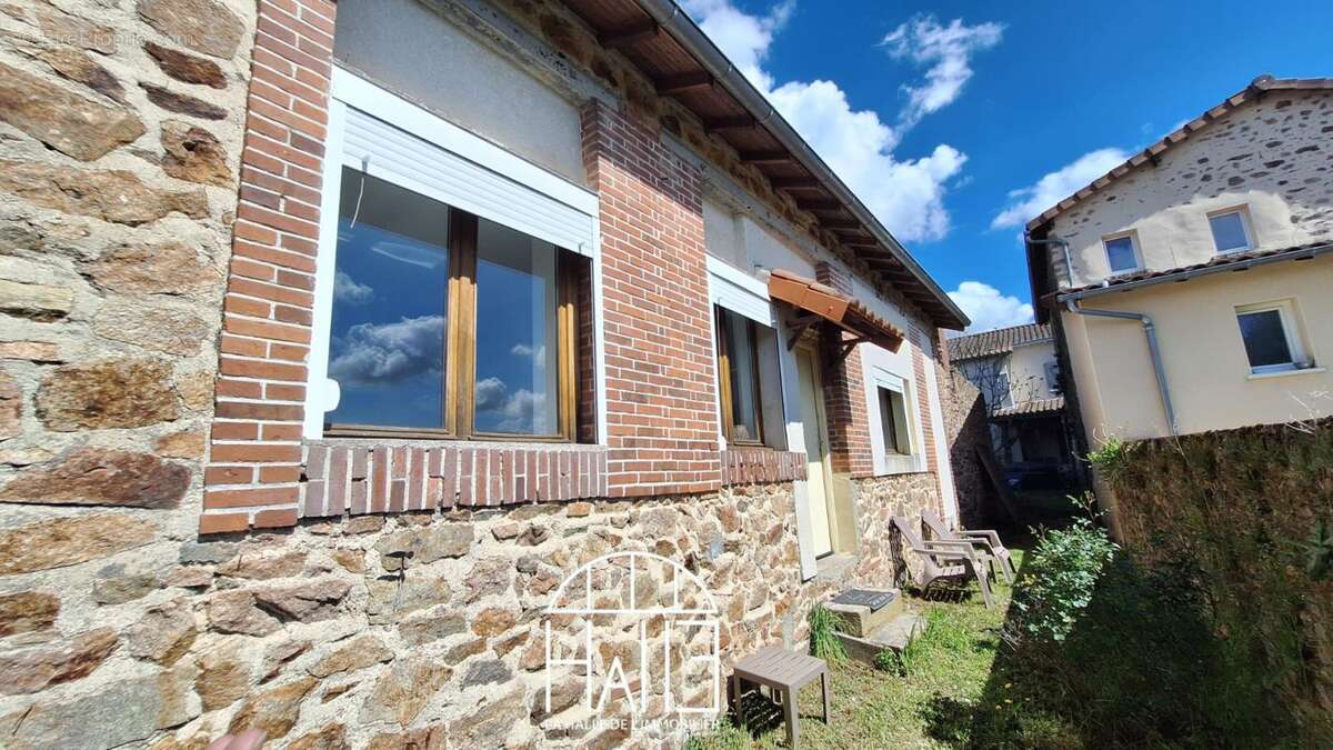 Maison à SAINT-JUNIEN