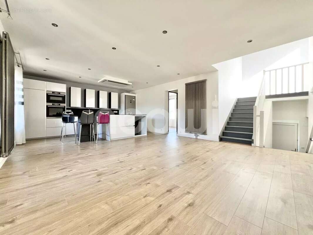 Appartement à CHATELGUYON