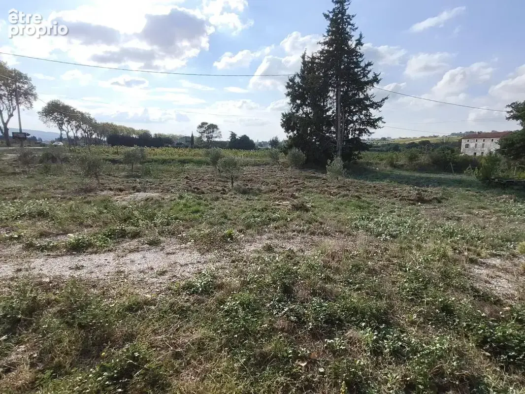 Maison 4 pièces 383 m² à vendre à Saint-Maurice-Sur-Eygues (26110) - photo 4
