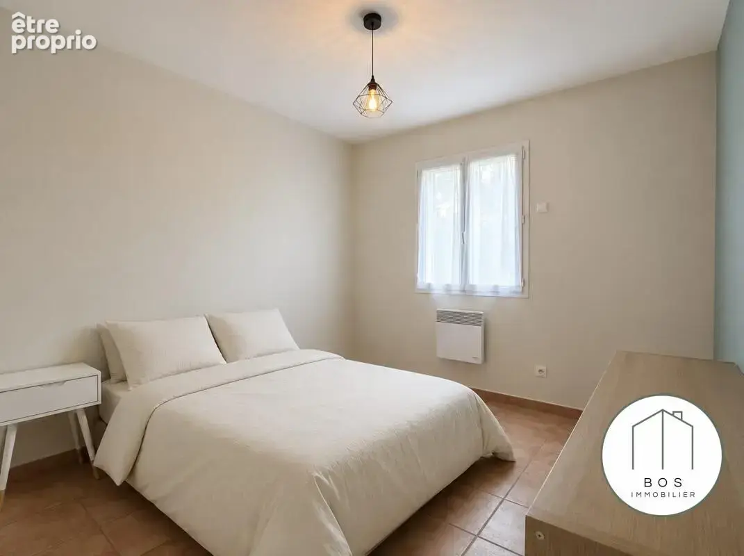 Maison avec piscine et garage - photo 13