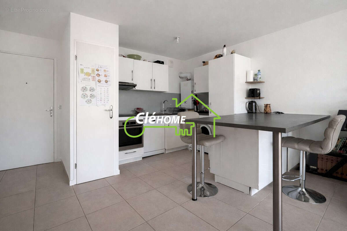 Appartement à LENTILLY