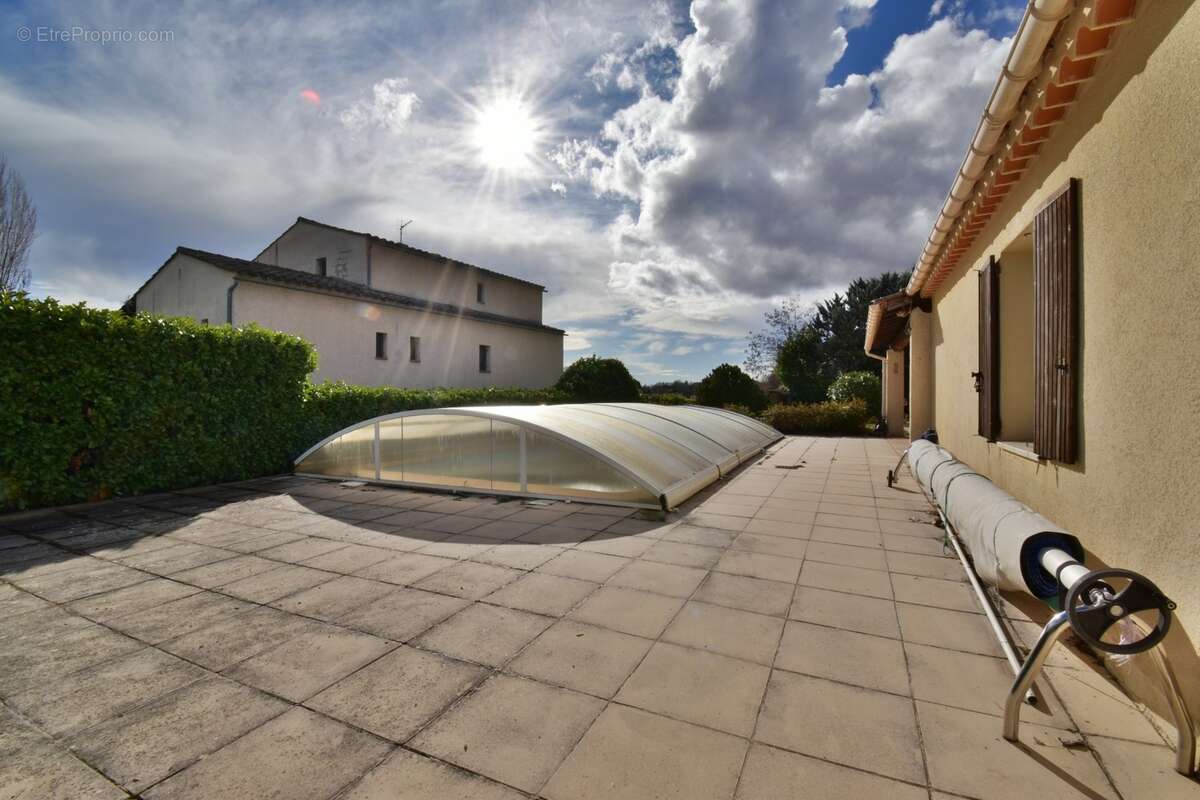 VILLA de plain-pied de 143 m² avec piscine sur 1 378 m² de terrain clos - photo 29