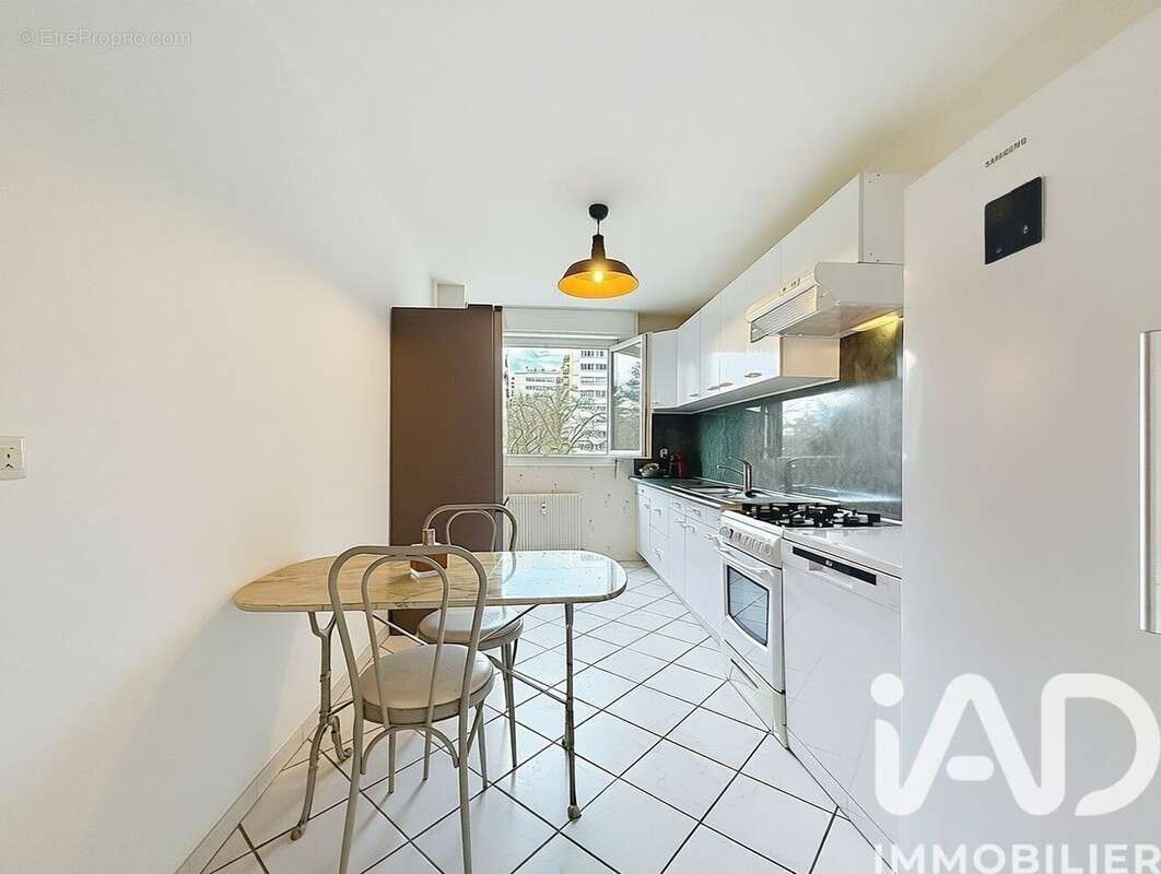 Photo 4 - Appartement à SAINTE-FOY-LES-LYON