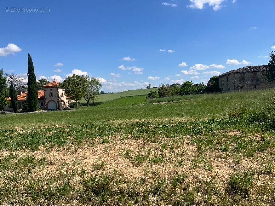 Terrain à POULAN-POUZOLS
