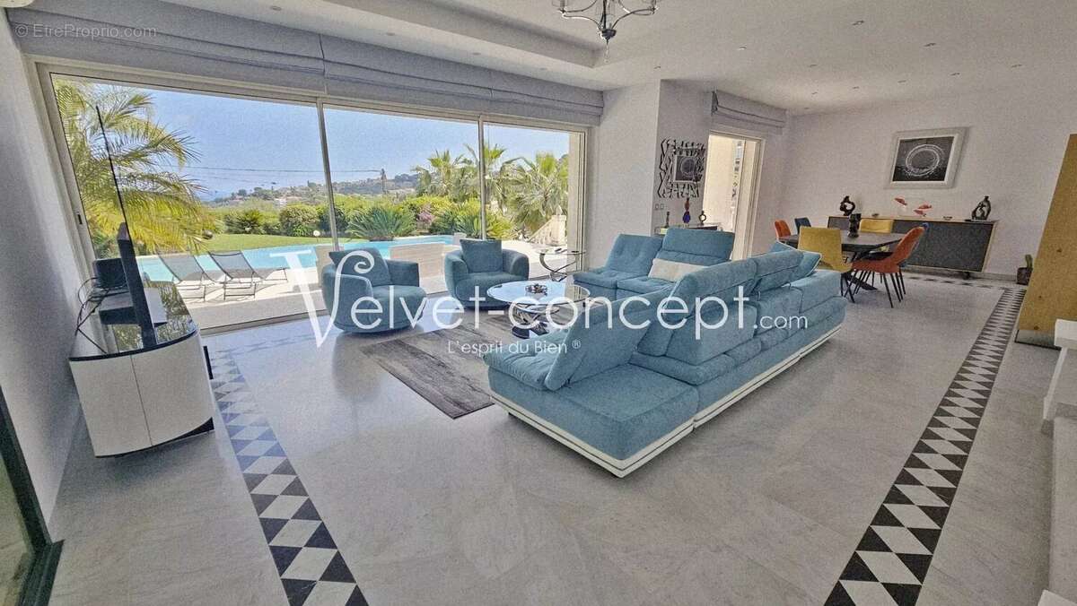Maison à ANTIBES