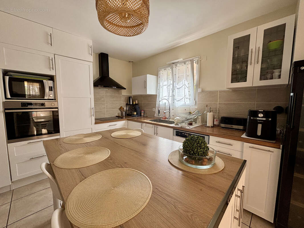 Maison à NEZIGNAN-L&#039;EVEQUE