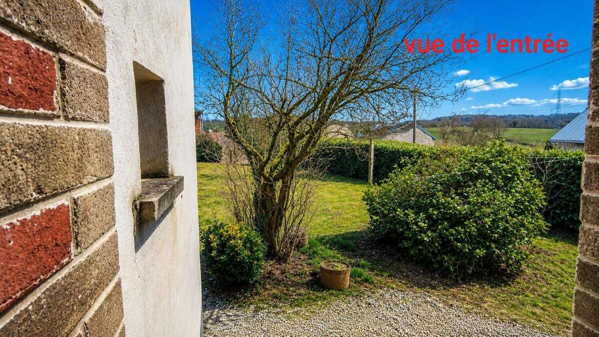 Maison 70 m² à Moutier-Rozeille  - photo 8