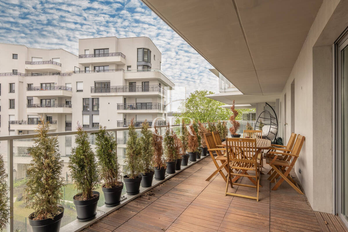 Appartement à COLOMBES