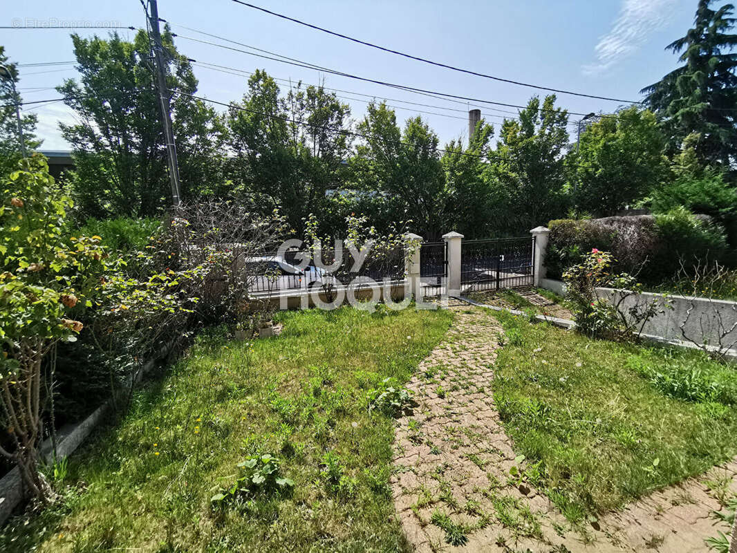 Maison à ROSNY-SOUS-BOIS