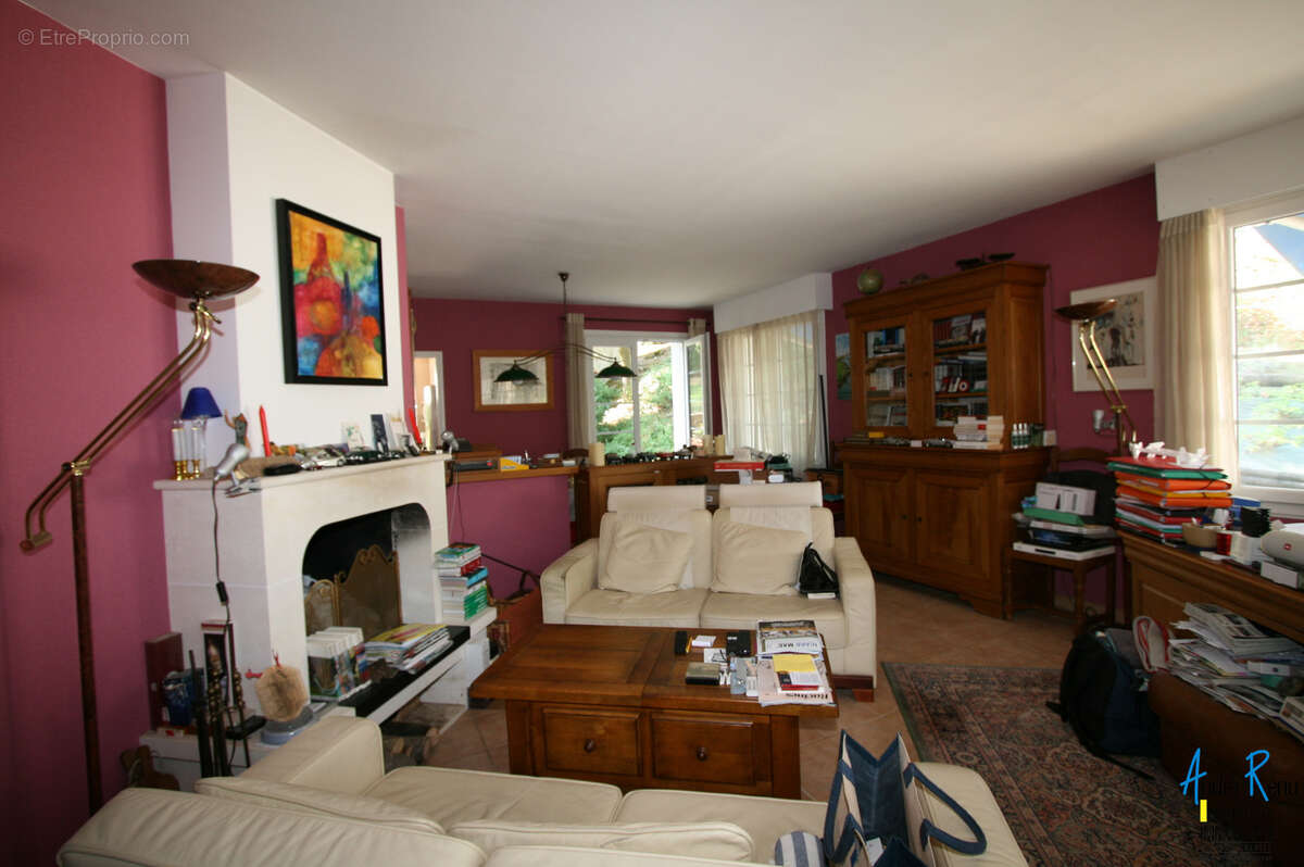 Villa en viager occupé, quartier de Vallières - photo 7