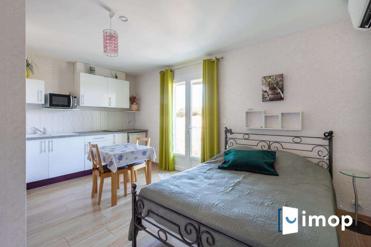 Maison à SIX-FOURS-LES-PLAGES