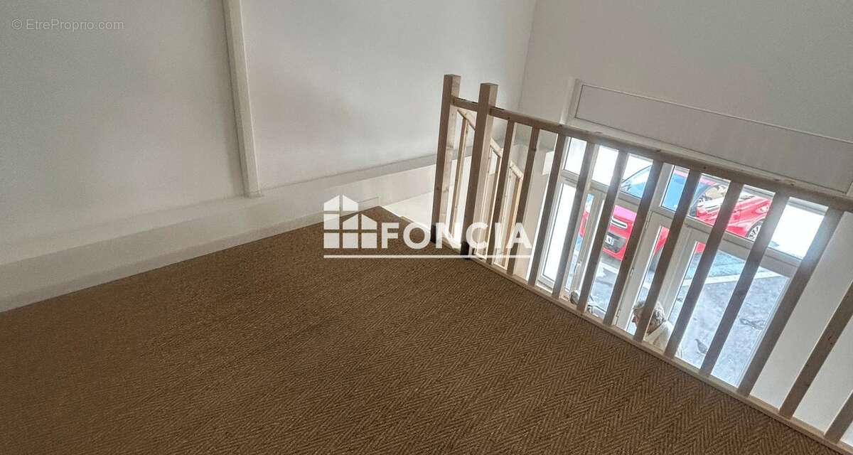 Appartement à MARSEILLE-5E