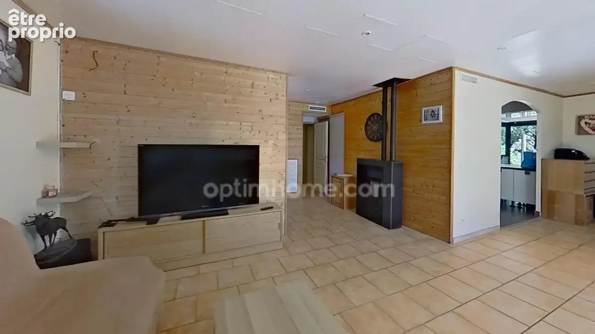 Maison à vendre 5 pièces LE LUC (83) -4 chambres 3wc - 2 salle d'eau au Luc en provence 83340 - photo 3