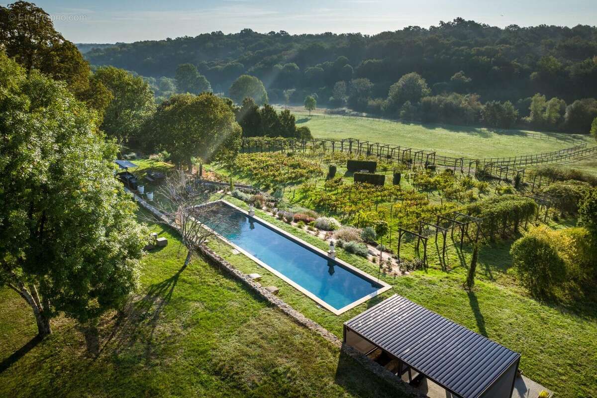 Maison à MONTAGNAC-LA-CREMPSE