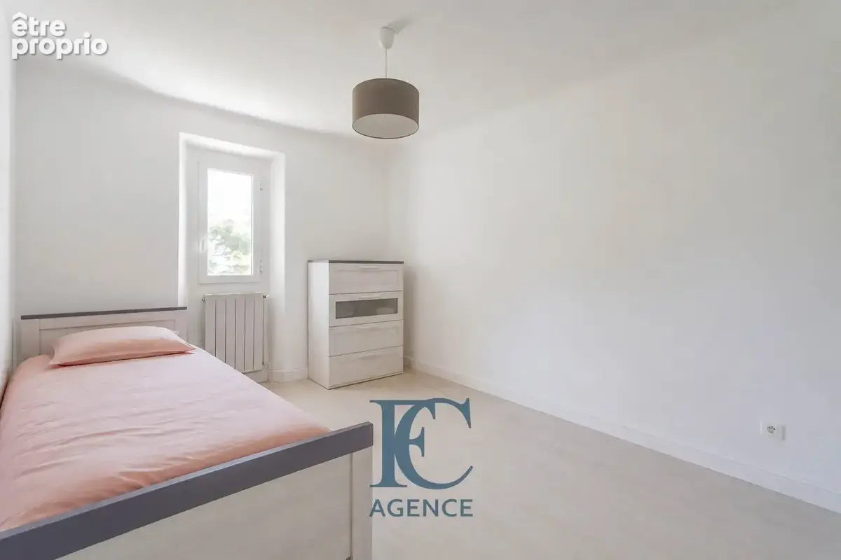 Maison T6 avec piscine à proximité de la plage - photo 7