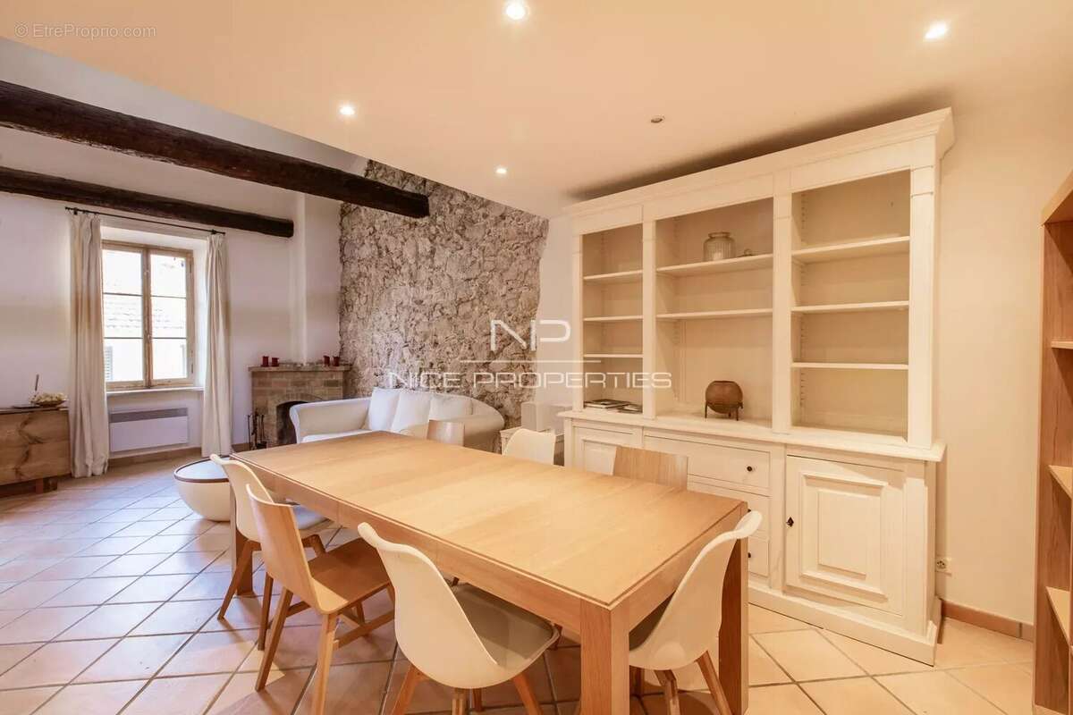 Appartement à VILLEFRANCHE-SUR-MER