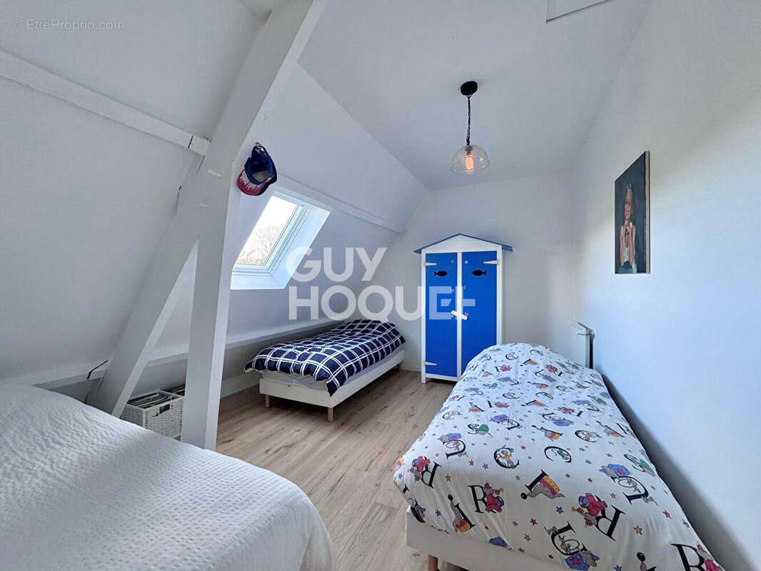 A bonneville-sur-touques, tres belle maison traditionnelle avec vaste terrain ! - photo 15