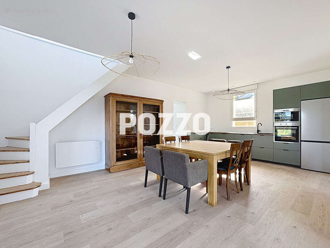 Maison à SAINT-PAIR-SUR-MER