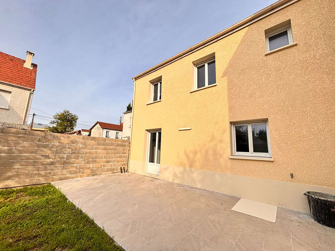 Maison à VILLEPARISIS