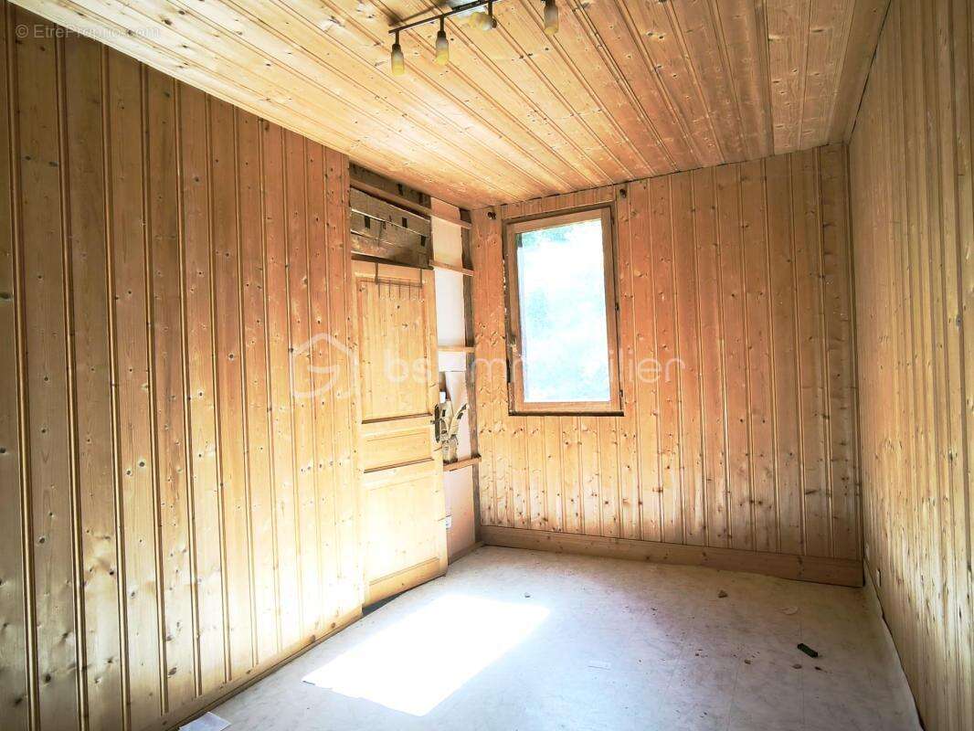 Mieussy – Ivoray : Ancienne ferme 245 m² à rénover - photo 9
