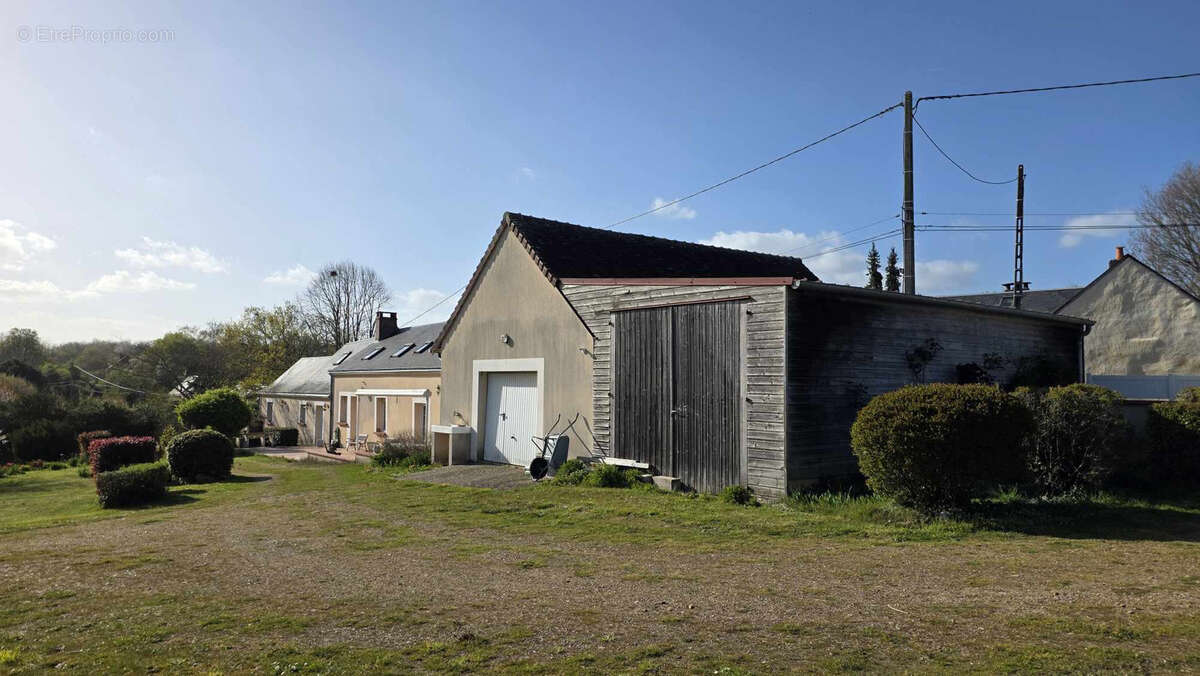Maison à BESSE-SUR-BRAYE
